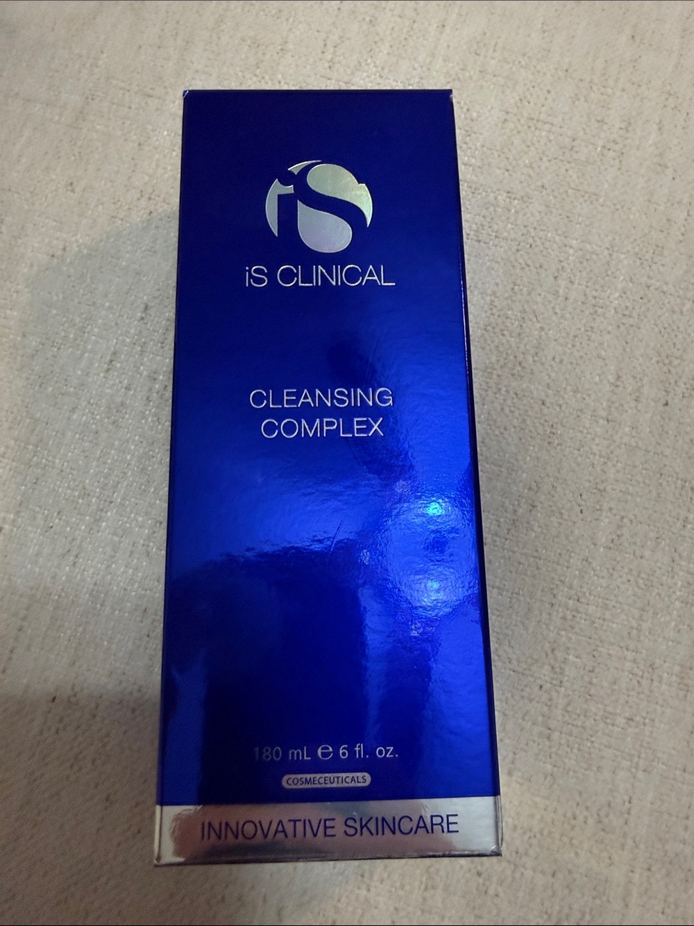 iS CLINICAL Cleansing Complex - Blue